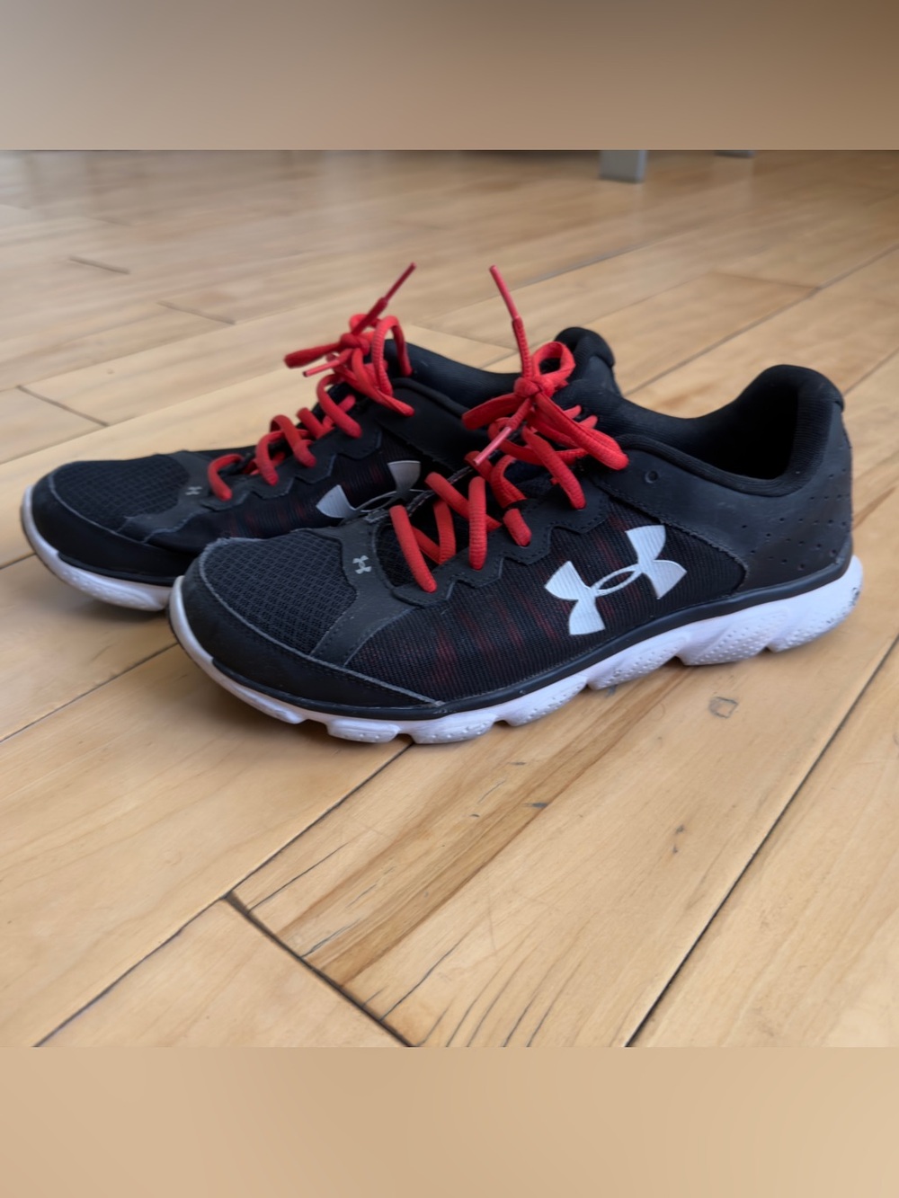 Under Armour Men’s Black & Red Athletic Sneaker